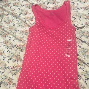 Gap pink polka dot muscle shirt size small stretchy